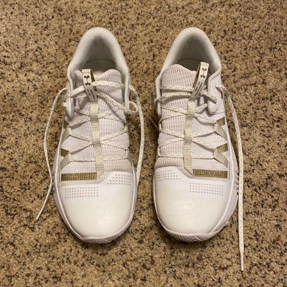 Under armour block city 2.0 volleyball shoes